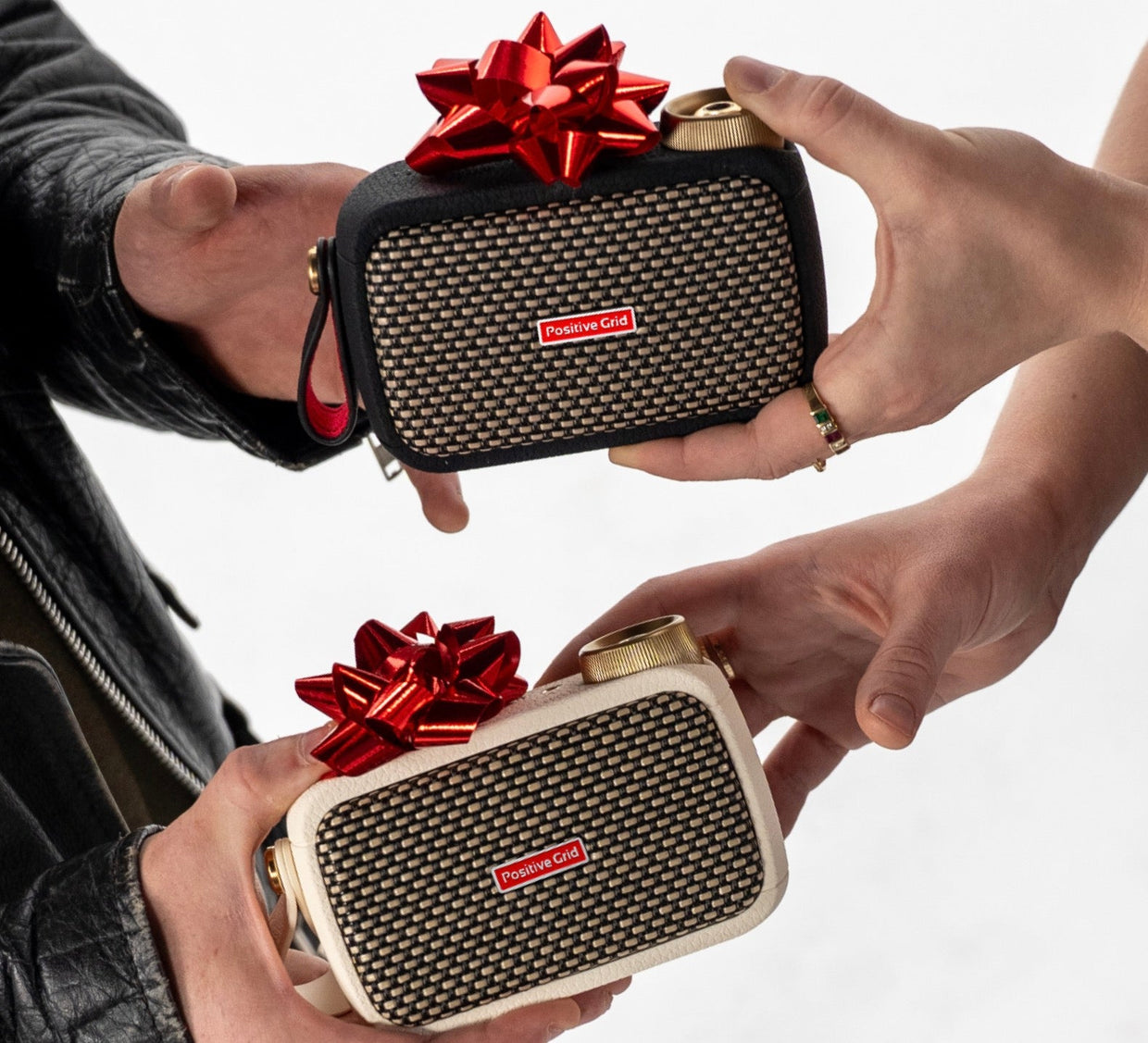 The Best Gifts for Guitarists in 2025
