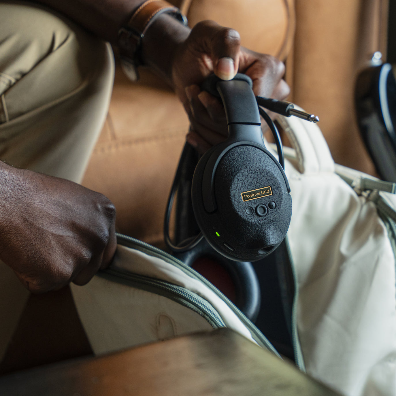 Spark NEO Core | Wired Smart Guitar Headphones | Positive Grid